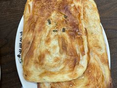 -叶新小吃店(来凤小区总店)