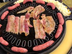 -胡悦里韩式烤肉(芝罘万达广场店)