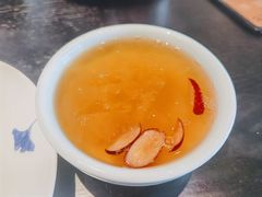 银耳汤-简小舍·民间手艺菜(武昌江滩店)