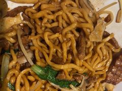 生爆牛肉面-寻裕记·现炒浇头面(人民广场店)