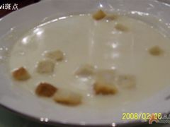 奶油鸡茸汤-小白桦西餐厅