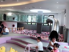 -龙格亲子游泳·水育早教运动中心(绿城店)