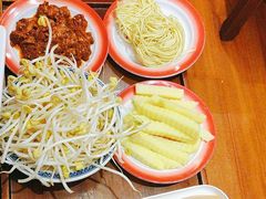 -沸炉重庆老火锅(军事博物馆店)