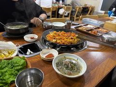 -城山辣炒黑猪肉