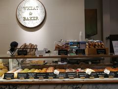面包甜点陈列柜-WHEAT&BAKER-麥(凯德来福士店)