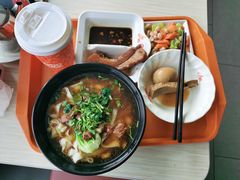 猪肉刀削面-东方削面(操场城街店)