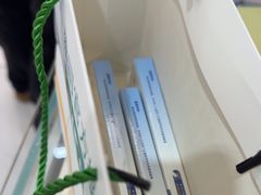 -美式眼镜·授权蔡司.依视路.尼康.豪雅.明月(人民广场店)