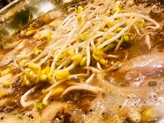 豆芽-美膳居川菜馆油焖大虾烧烤(卓刀泉店)