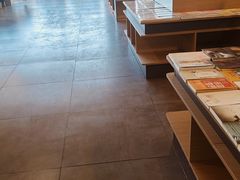 -魔方城市书房(中街益田店)