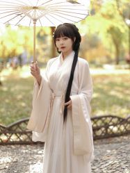 -一揽芳华汉服旗袍体验馆(拙政园店)