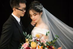 点击看大图 -挪娅婚纱摄影皇家会所