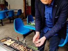 -亲兄弟真人CS团建拓展基地