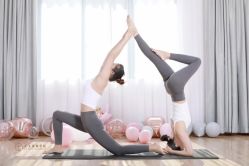 -亚太瑜伽普拉提学院