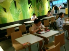 -麦当劳(洪山商场店)