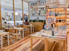 -猫的天空之城概念书店(印象城购物中心店)