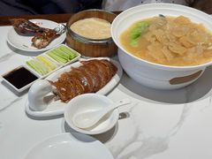 -梅利汴京烤鸭•开封豫菜地标店(东大街店)