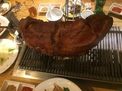 -欢乐牧人蒙古炭烤羊腿(四平路店)