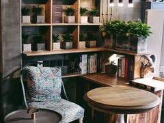 大堂-HIGH FIVE哈福手工汉堡(桂林路店)