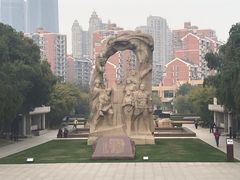 -上海市龙华烈士陵园