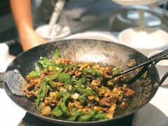 -费大厨辣椒炒肉(高铁吾悦广场店)