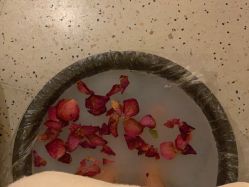 -琦品高端嫩肤经络私佳美场