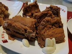 -吴记酱骨炖菜馆(西大直街店)