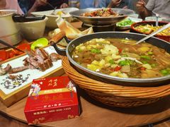 -有红鸡毛店·川菜(建设路店)