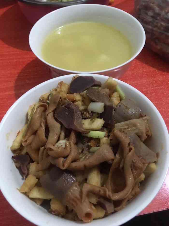 石油大学玉兰苑餐厅-"都到了这里当然不能错过这里的食堂了 价格.