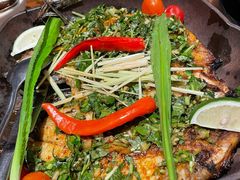 香茅草烤罗非鱼-云海肴·汽锅鸡·云南菜(美罗城店)