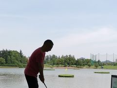 -银涛高尔夫练习场(徐泾店)