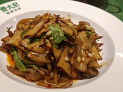 -费大厨辣椒炒肉(太平老街店)