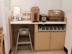 -老乡鸡(亳州路天庆大厦店)