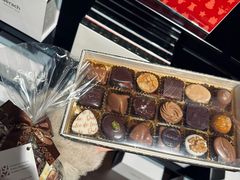 -Laderach 莱德拉(上海环贸iapm店)