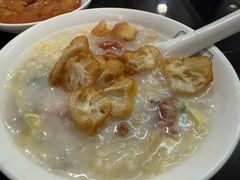 荔湾艇仔粥-伍湛记 · 广州老字号(龙津中路店)