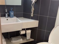 -汉庭(上海世博塘桥地铁站店)