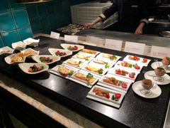 -半岛翡丽海鲜自助餐厅(观风亭店)