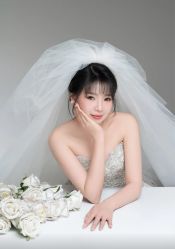 -雪中彩影婚纱摄影·微光艺术中心