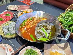 -由衷贵州酸汤牛肉火锅(新桥店)