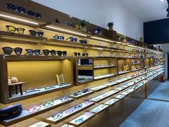 -罗伯特眼镜·蔡司官方授权(罗湖国贸店)