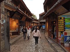 -嘉华鲜花饼(四方街旗舰店)