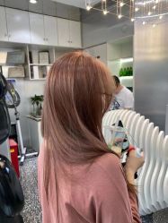 -Tloml salon