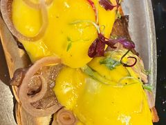 -BOURBON 玻本美式餐厅酒吧(虹桥新天地店)