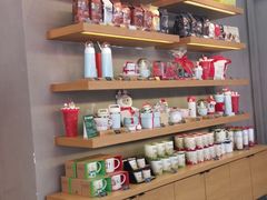 零售区-星巴克(深圳佳宁娜友谊广场店)