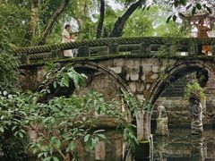 -鹅岭公园瞰胜楼