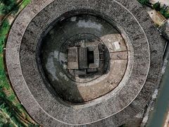 -南靖田螺坑土楼群景区