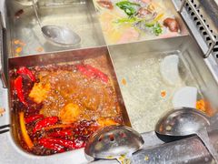 -海底捞火锅鲜切牛肉主题店(长寿路店)