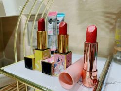 -YooMee优美智能科技美肤机构