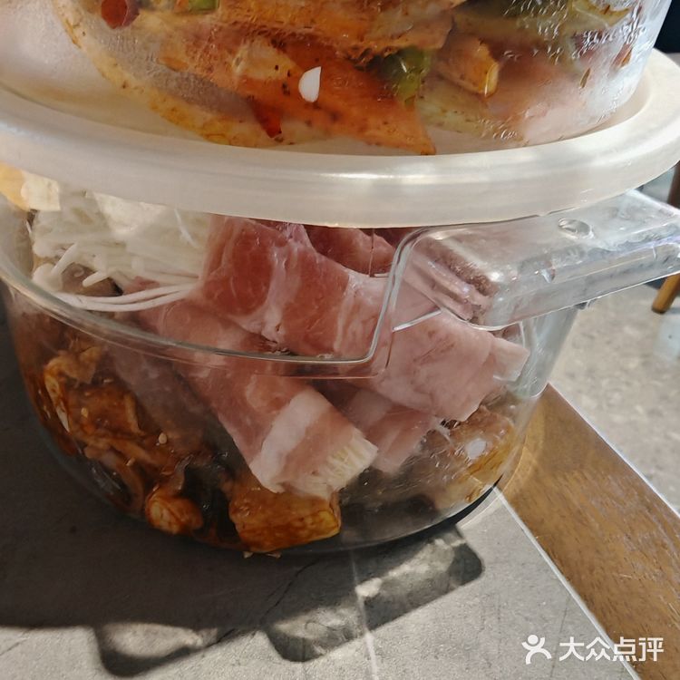 【黄记煌焖锅｜一口沦陷的秘制酱料锅！】