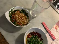 -尚尚仙·酸汤猪手·猪肚鸡火锅(华联万柳购物中心店)