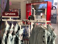 -唯品会(北京国瑞城店)